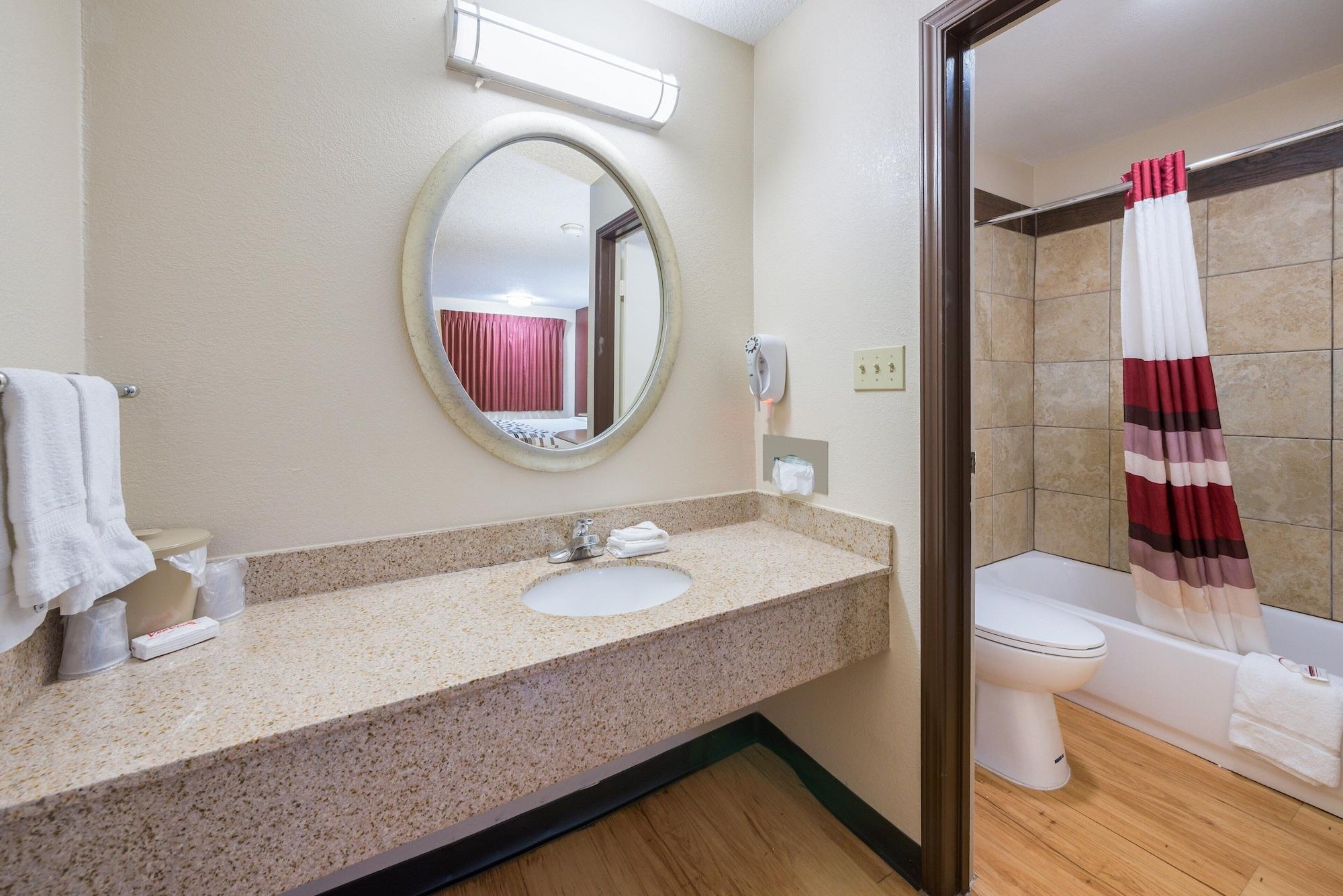 Red Roof Inn Columbus - Grove City Bagian luar foto